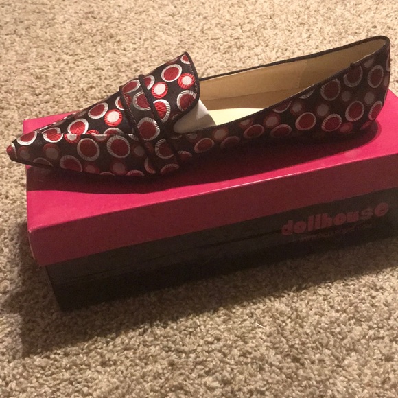 Dollhouse flats